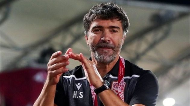 خليجي 24| مدرب البحرين: نجوم المنتخب جعلوني أبكي كالطفل