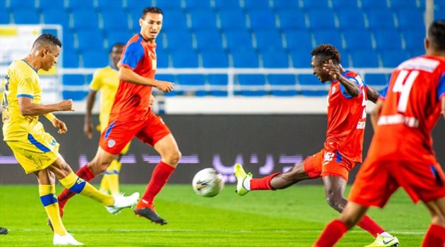 كأس الملك| الحكم سواريس يدير مباراة أبها والتعاون