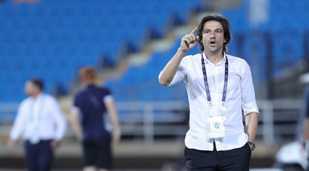 فيديو.. مدرب الفيحاء يكشف أسباب تواجده في المسجد