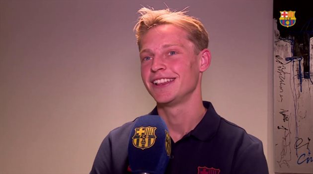 أول تصريحات صفقة برشلونة الكبرى.. "حلم الطفولة وجنون اللعب مع ميسي"