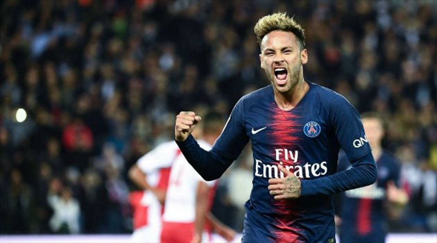 "حل سحري" ينهي أزمة نيمار مع باريس ويقربه من برشلونة