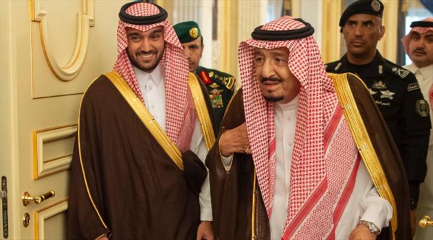  بتتويج الهلال.. رئيس هيئة الرياضة يهنئ خادم الحرمين الشريفين وسمو ولي العهد