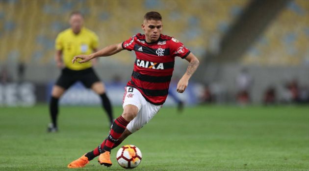 تطورات صفقة كويلار .. بولونيا في موقف صعب بسبب الهلال