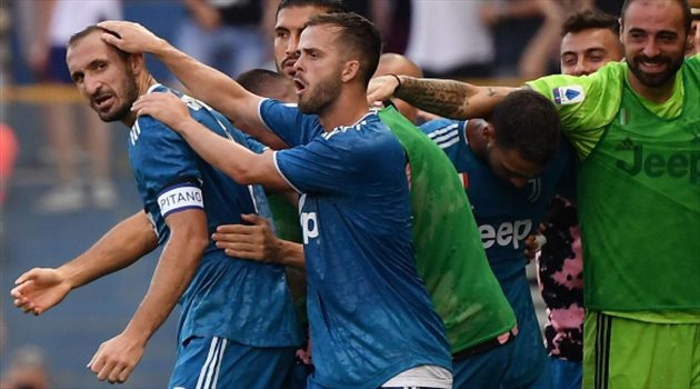 يوفنتوس يتأهب لبيع نجومه.. وبرشلونة وبايرن يستعدان