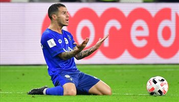 جيوفينكو لاعب الهلال جيوفينكو "يطرد" ماثيوس بيريرا من الهلال.. كواليس مثيرة