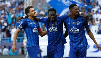 بافيتمبي جوميز ومحمد كنو وكارلوس إدواردو رسالة مؤثرة من نجم الهلال إلى "مدربه" بعد إصابته بكورونا