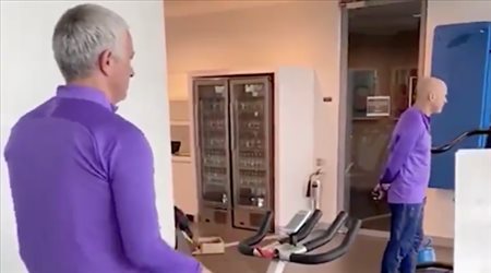 مورينيو يقود تدريبات توتنهام عبر الانترنت !