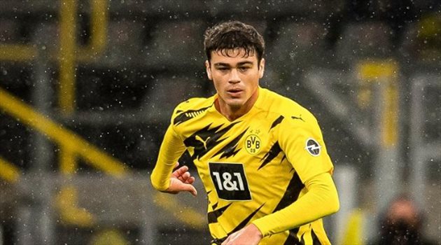 ريال مدريد "يراقب" موهبة بوروسيا دورتموند الأمريكية.. "صاحب الـ17 عاما"