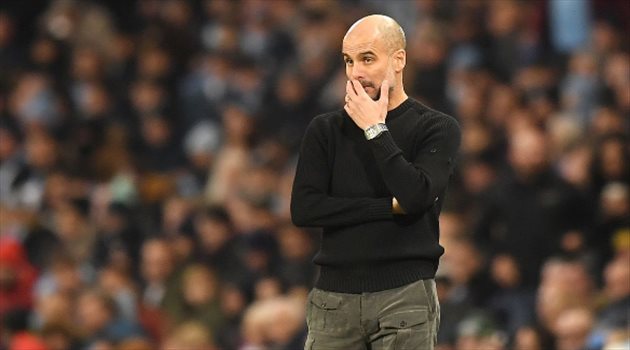 بتوصية من جوارديولا.. مانشستر سيتي يفاوض نجم برشلونة