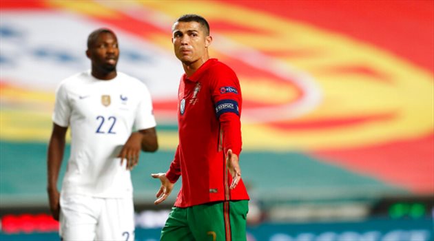 "تشكيل مرعب".. رونالدو يقود البرتغال أمام صربيا