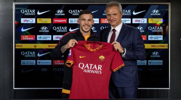 برشلونة يعير لاعب وسطه رسميا لروما الإيطالي