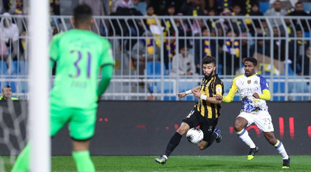 بغلف يكافئ النصر بمفاجأة من أجل الميركاتو وحسرة من اتحادي !