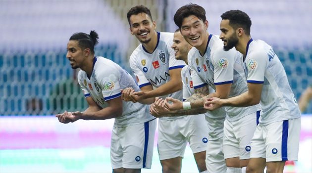 إعلامي "يحذر" نجوم الهلال بعد الفوز على النصر