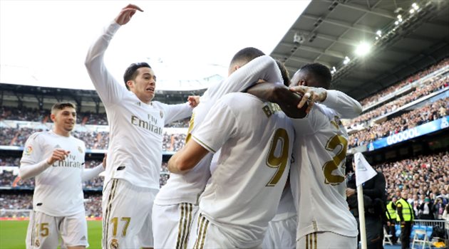 ريال مدريد "يخطف" موهبة إسبانيا القادمة.. "حال فشل في ضم كامافينجا"