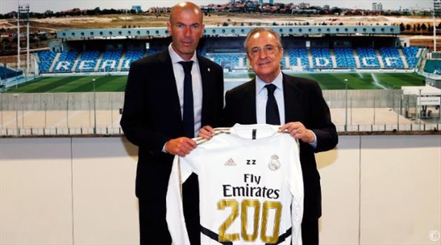 إنجاز جديد.. تكريم خاص لزيدان في ريال مدريد