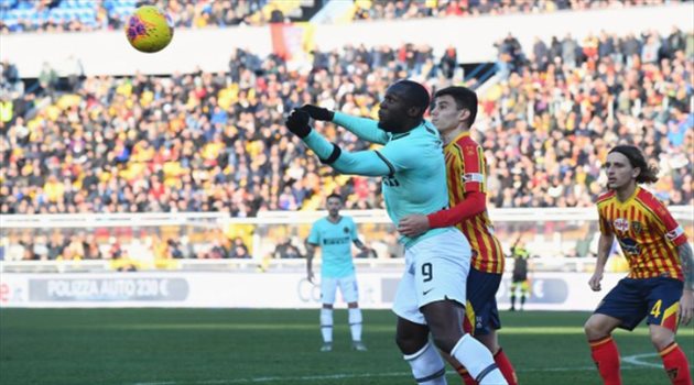 نزيف النقاط مستمر.. إنتر يسقط في فخ ليتشي بالدوري الإيطالي