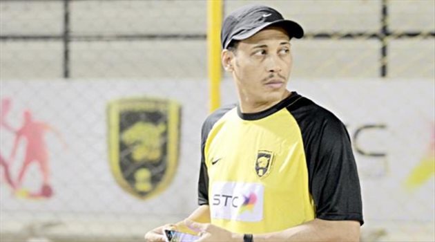 "ماذا لو كان هلاليا؟".. نجم الاتحاد يثير الجدل بقصة مجاملته من الحكام