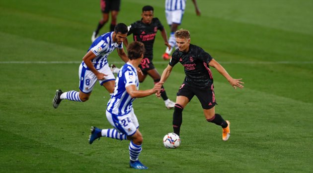 "زيدان في ورطة".. نجم ريال مدريد يغيب عن 8 مباريات حاسمة