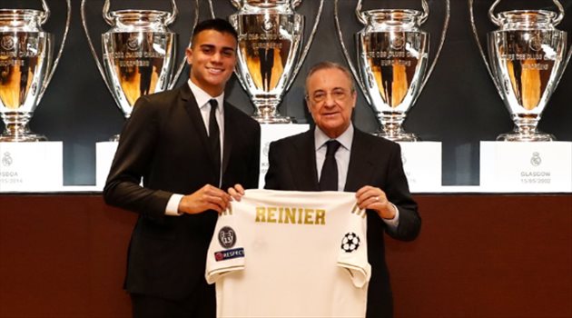 خطة حكيمي وكارفاخال.. ريال مدريد يحسم مستقبل موهبة البرازيل