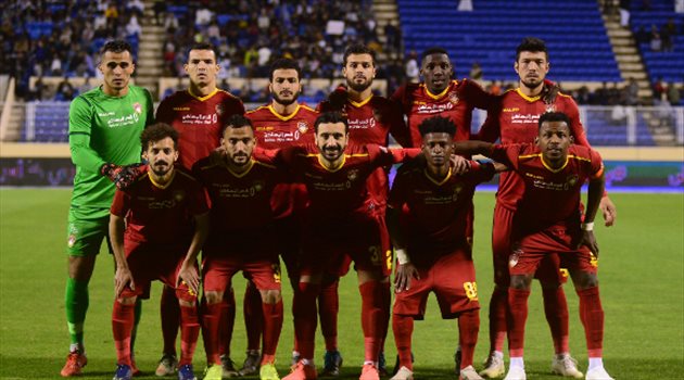 مدرب الأخضر يرد على طلب ضمك.. "بعد هروب بن زكري"