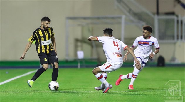 تصريحات المباراة| الدحيم يكشف سر خسارة الاتحاد.. ونجم أبها: "دمرت بيتي"