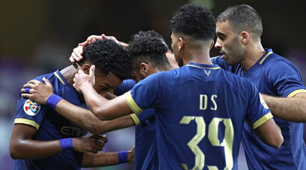 مفاجأة تزلزل النصر.. "تجديد عقد النجم المنبوذ جماهيريا"