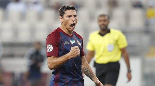 وصلة مدح من هداف الوحدة التاريخي للقيادات الإماراتية بسبب "كورونا"