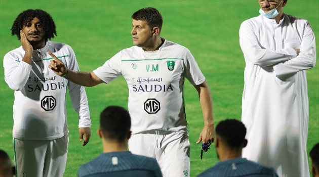 رسميا| الأهلي يعلن طلبات فلادان.. "قبل إغلاق الميركاتو"