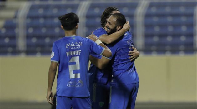 الفتح يجدد عقد قائده.. لـ"سنوات عديدة"