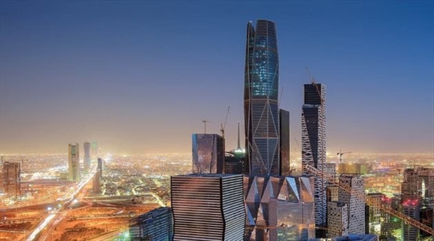  صندوق الاستثمارات يقترب من أتلتيكو مدريد .. 555 مليون يورو مفتاح الصفقة