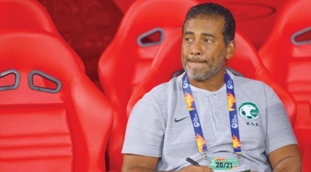 مساعد الشهري يفتح 3 ملفات هامة قبل لقاء الأخضر وعمان بخليجي 25