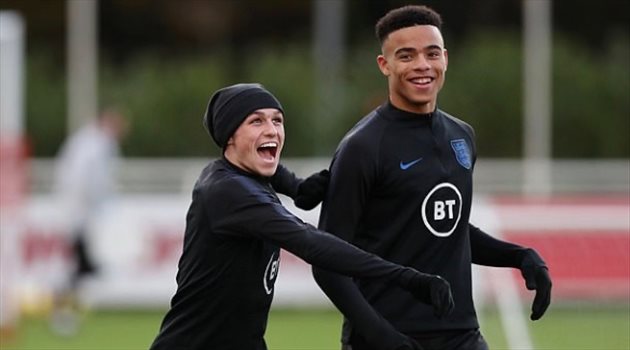 رسميا.. إيقاف جرينوود في مانشستر يونايتد والشرطة تلاحق اللاعب