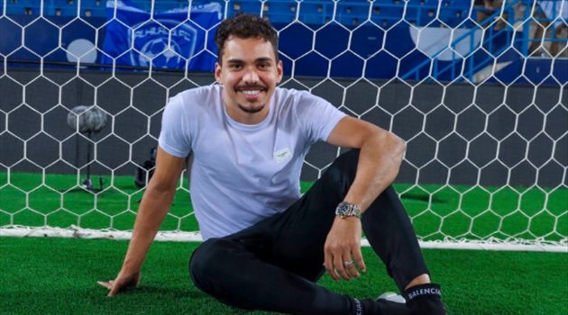 كارلوس إدواردو الهلال هو ريال مدريد آسيا.. إدواردو يتحدث عن تجربته مع الزعيم