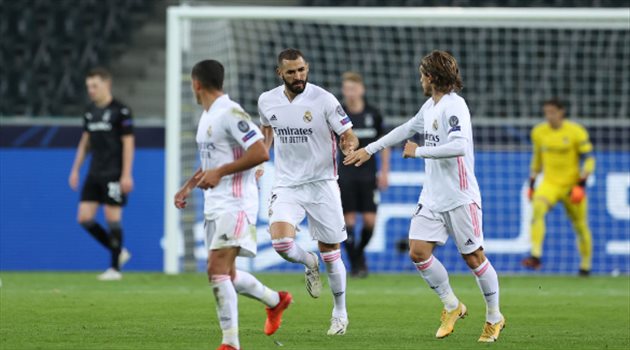 بنزيما ينضم إلى ميسي ورونالدو.. بـ"رقم فريد في دوري أبطال أوروبا"