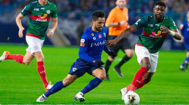 الهلال الأكثر تضررا من التحكيم؟.. ناقد: باهبري "كسر ضلوع" نجم الاتفاق