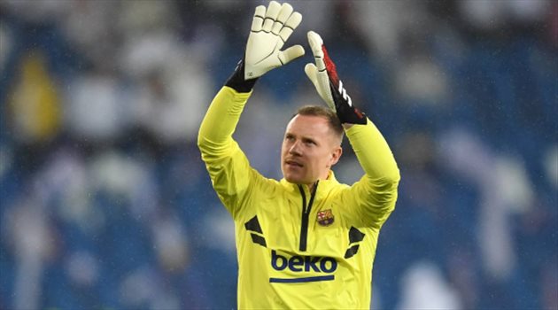 المصائب تتوالى.. تير شتيجن يفكر جديا في الرحيل عن برشلونة !