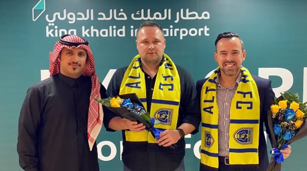 وصول كامبيلوس إلى الرياض من أجل قيادة التعاون