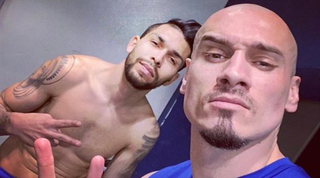 الظاهرة.. مايكون يحتفل بعيد ميلاد نجم النصر