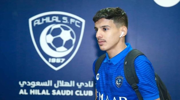 رسميا| أبها يتعاقد مع "جوهرة" الهلال.. على سبيل الإعارة