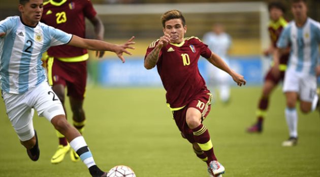 الهلال يؤمن نفسه من غدر سوتيلدو.. "رغم حسم الصفقة"