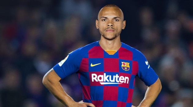 مارتن برايثويت نظرة على مهاجم برشلونة الجديد.. "لاعب درجة ثانية يمكنه تعويض ديمبيلي لهذا السبب"