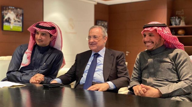 رئيس النصر يزور ريال مدريد