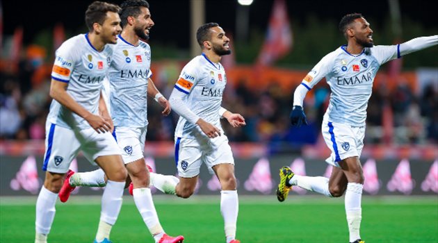 وصول نجوم الهلال إلى الرياض استعدادا لاستئناف دوري المحترفين