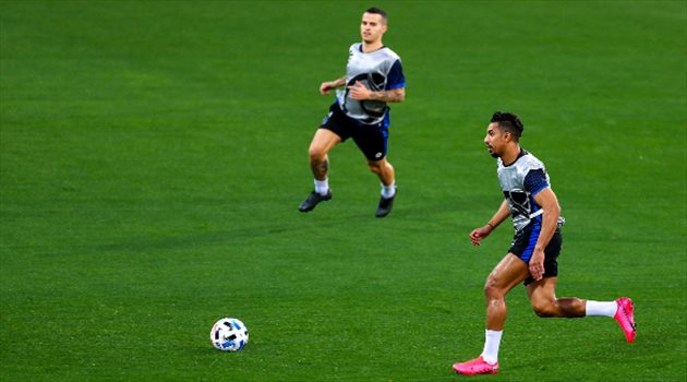 تدريبات الهلال أبطال آسيا| تحت أعين بن نافل.. الهلال يختتم تدريباته استعدادا لمواجهة شباب الأهلي