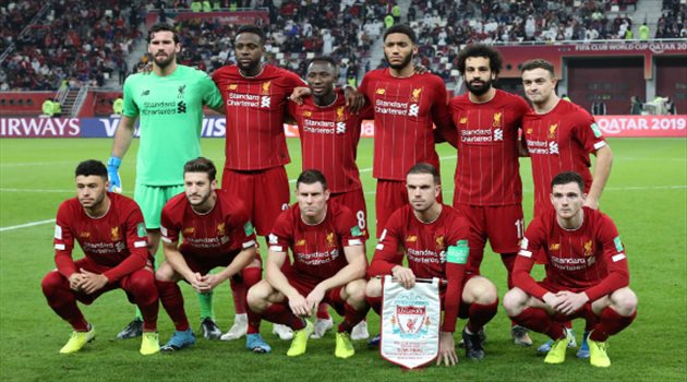 نجم ليفربول يتلقى أولى العروض الرسمية.. "بعد رحيله"