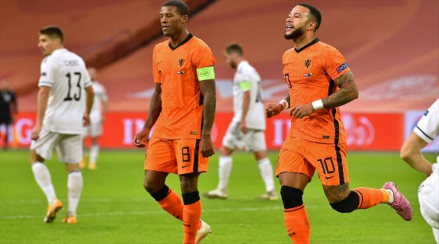 ديباي وفينالدوم - منتخب هولندا 4 منتخبات كبرى مهددة بالغياب عن مونديال 2022