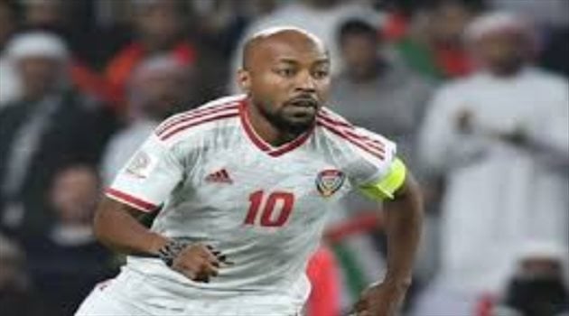 شاهد .. إسماعيل مطر يشتبك مع جماهير السعودية بعد نهائي خليجي 27 