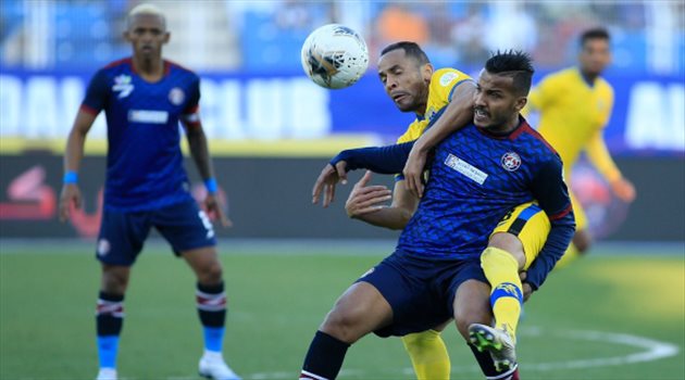 خبير تحكيمي: لاعب التعاون "بصق" على مدرب العدالة