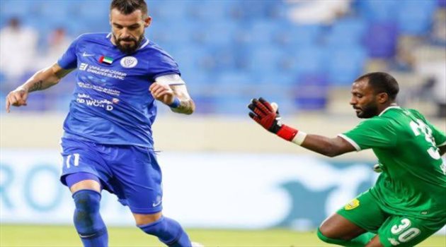 لكبرى الصحف الإسبانية.. نيجريدو يسلط الضوء على حارس النصر بعد تألقه في الكأس