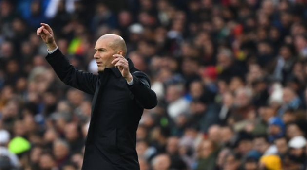 سر تبديل ريال مدريد "الغريب" ضد إيبار.. "كيف فكر زيدان"